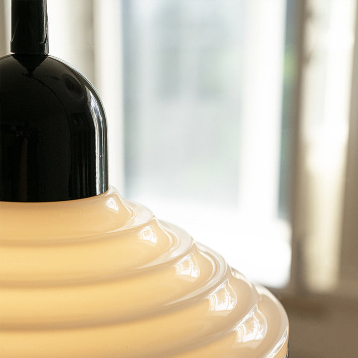 Traditioneller französischer gewellter Glasschirm Kegel 1-Licht Pendelleuchte für Wohnzimmer 