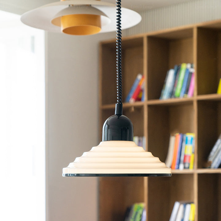 Traditioneller französischer gewellter Glasschirm Kegel 1-Licht Pendelleuchte für Wohnzimmer 