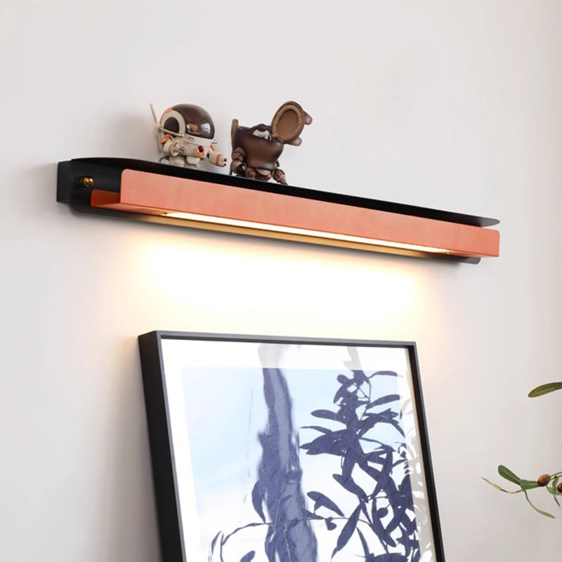 Moderne minimalistische Wandlampe aus Eisen und Acryl mit gerader Linie und LED für das Schlafzimmer 