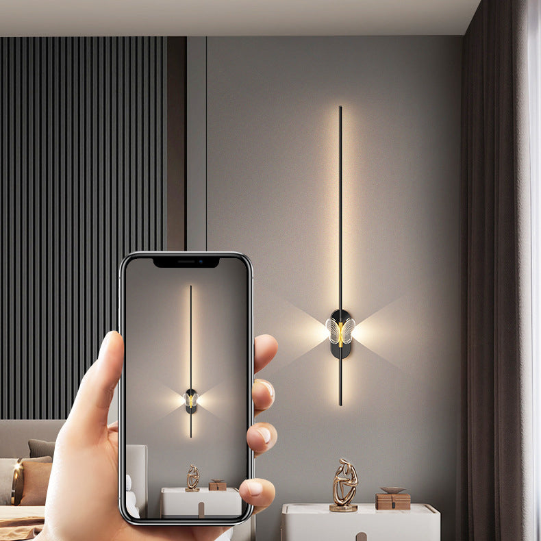 Moderne minimalistische Eisen-Aluminium-LED-Wandleuchte mit geraden Linien für das Schlafzimmer 