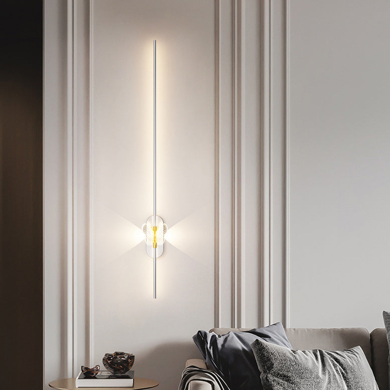 Moderne minimalistische Eisen-Aluminium-LED-Wandleuchte mit geraden Linien für das Schlafzimmer 