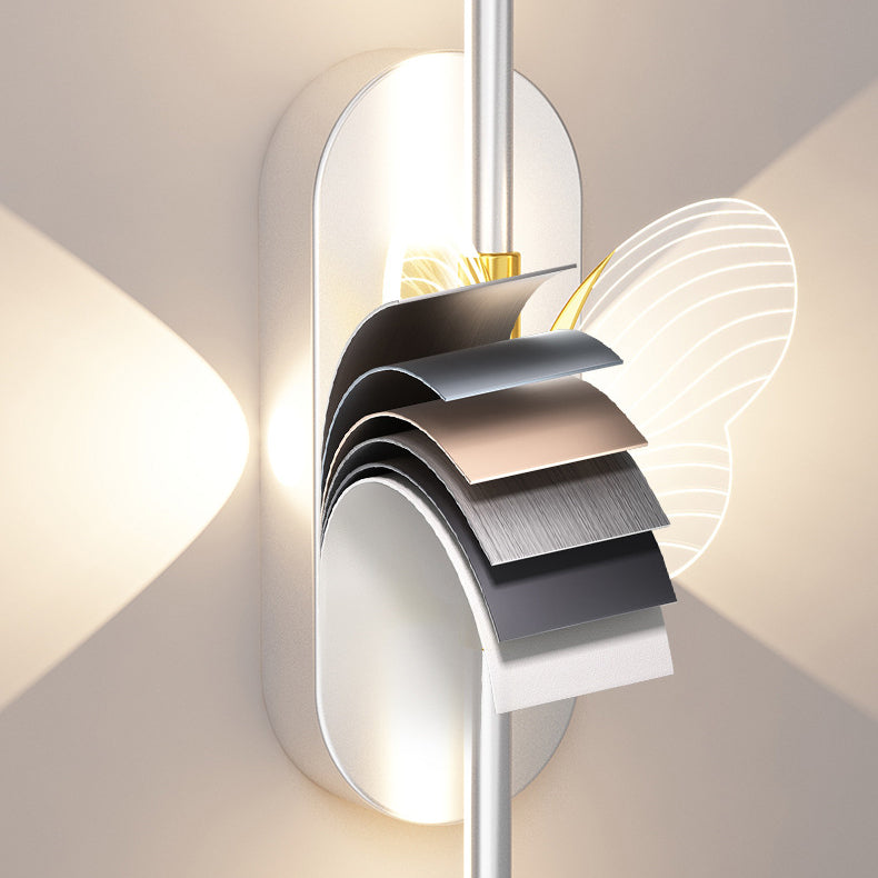 Moderne minimalistische Eisen-Aluminium-LED-Wandleuchte mit geraden Linien für das Schlafzimmer 