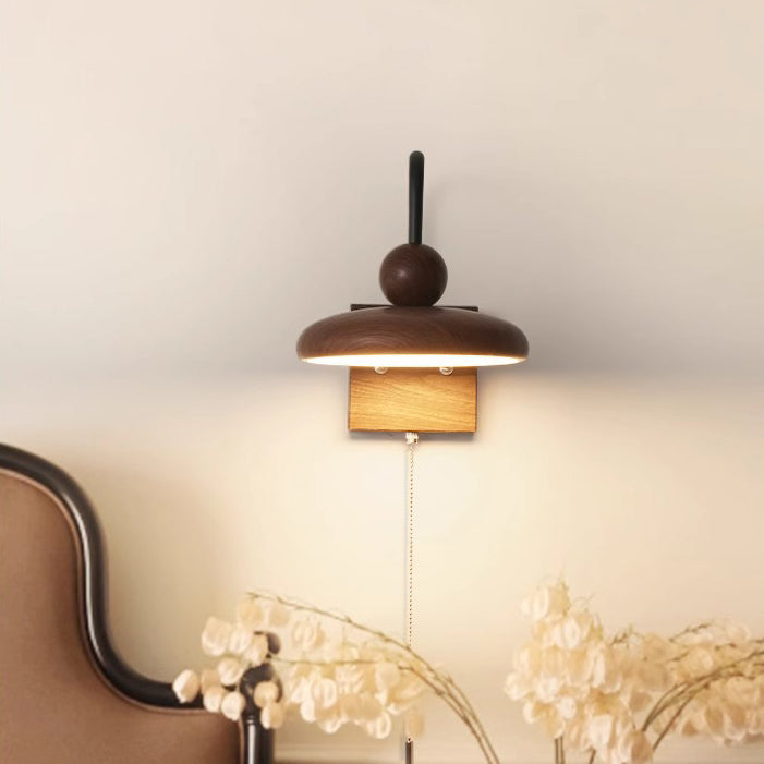 Lampe murale LED ronde en fer traditionnel français avec grain de bois de noyer pour chambre 