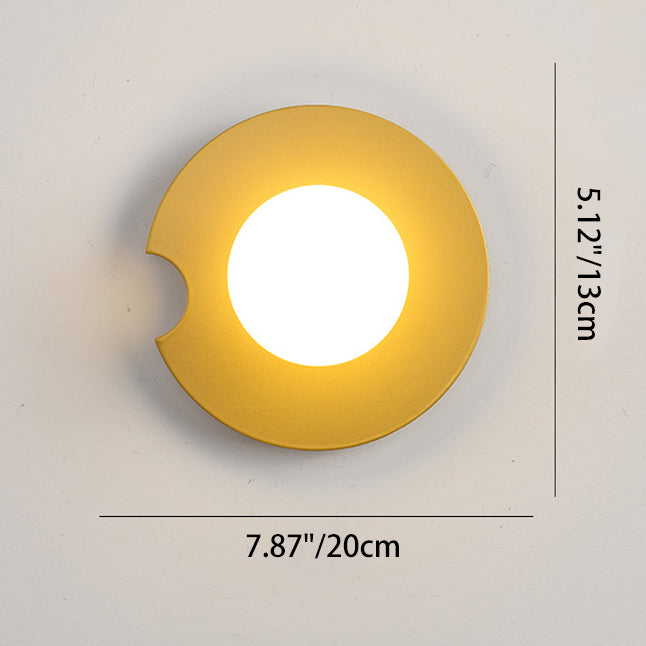 Zeitgenössische skandinavische geometrische Kreis Eisen Glas 1-Licht Wandleuchte für Wohnzimmer 