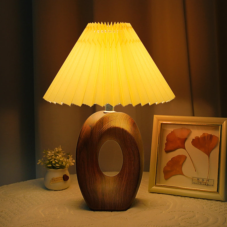 Traditionelle japanische plissierte Stoffschirm Holzmaserung Keramikbasis USB LED Tischlampe für den Nachttisch 