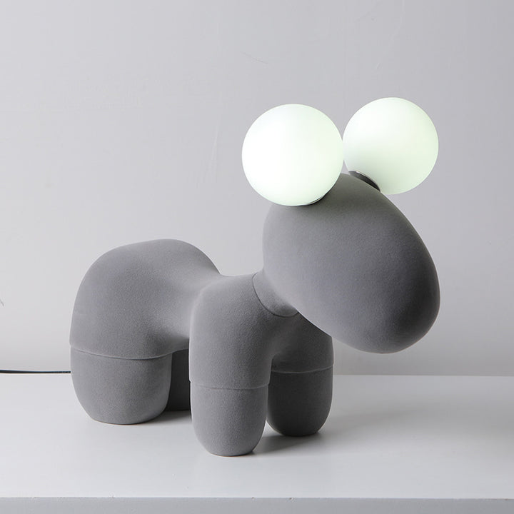 Lampe de table contemporaine créative en résine de poney en peluche enfantine à 2 lumières pour chambre 