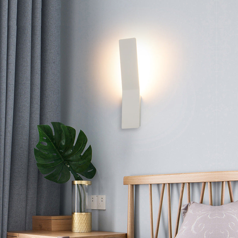 Modern Minimalist Rounded Aluminum Strip LED Wall Sconce Lamp For Living Room
