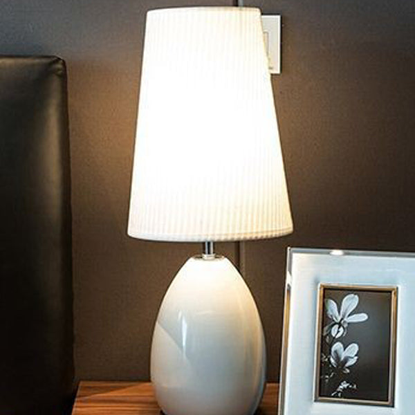 Contemporary Luxury Fabric Hardware Round 1-Light Table Lamp For Bedroom