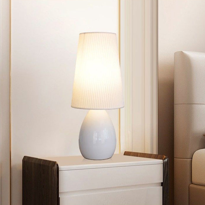 Contemporary Luxury Fabric Hardware Round 1-Light Table Lamp For Bedroom