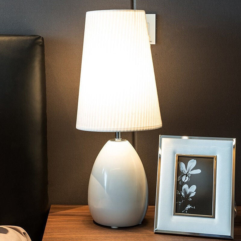 Contemporary Luxury Fabric Hardware Round 1-Light Table Lamp For Bedroom