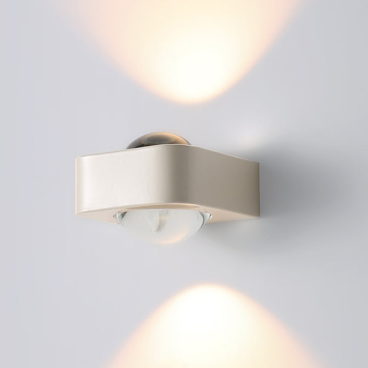 リビングルーム用のモダンなミニマリストの丸みを帯びた角の四角い鉄製LED上下照明ウォールスコンスランプ 