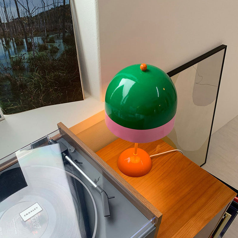 Contemporary Nordic Dopamine Contrast Color Geometric Semicircle Iron LED Table Lamp For Study