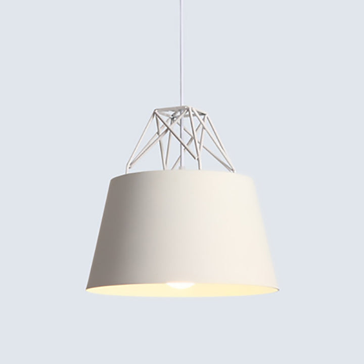 Zeitgenössische nordische Geometrie Diamant Aluminium 1-Licht Pendelleuchte für Wohnzimmer 