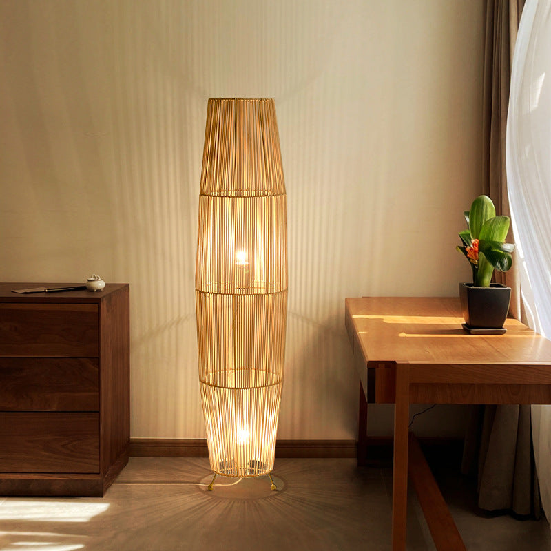 Lámpara de pie tradicional japonesa de tejido de ratán calado con columna de 2 luces para sala de estar 