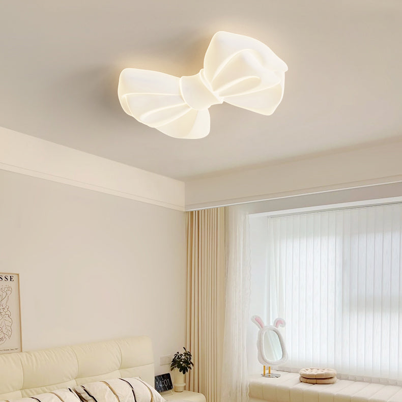Lustre de plafond moderne avec abat-jour en fer PE créatif et nœud papillon LED pour chambre 