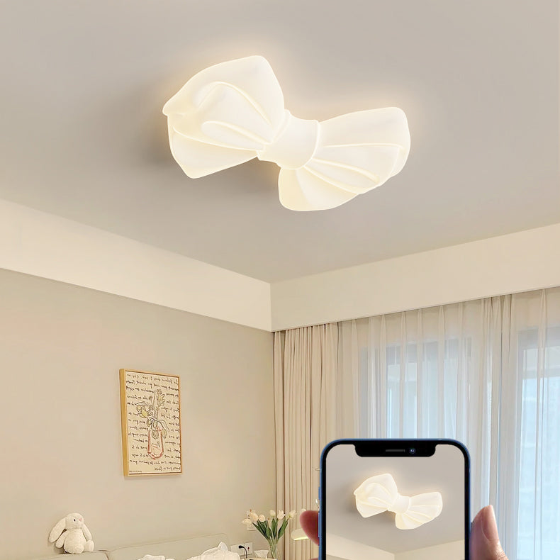 Lustre de plafond moderne avec abat-jour en fer PE créatif et nœud papillon LED pour chambre 
