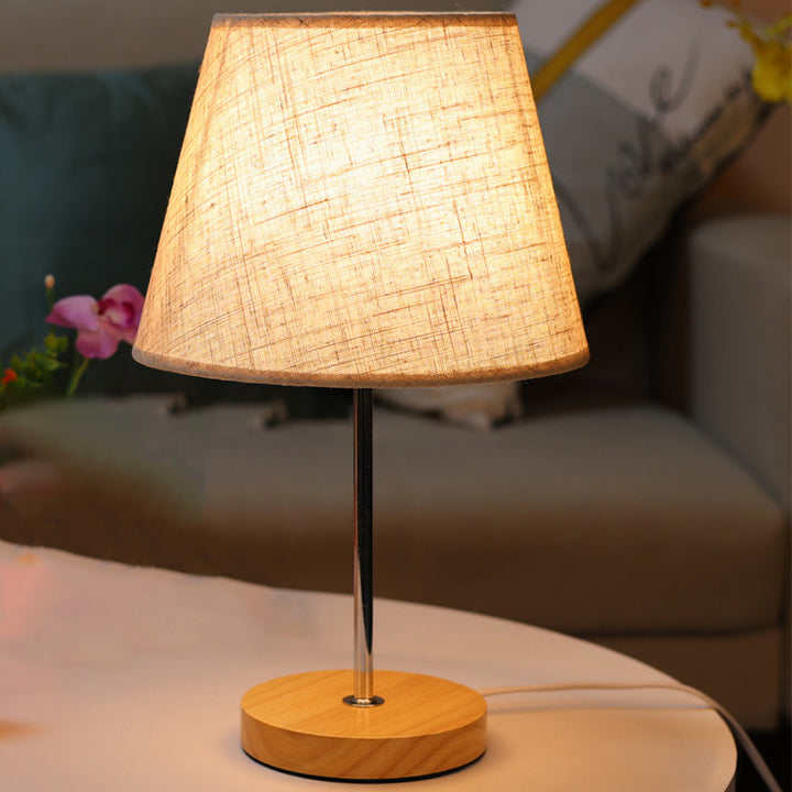Moderne Einfachheit Stoff Rundschirm Massivholz 1-Licht Tischlampe für das Schlafzimmer 