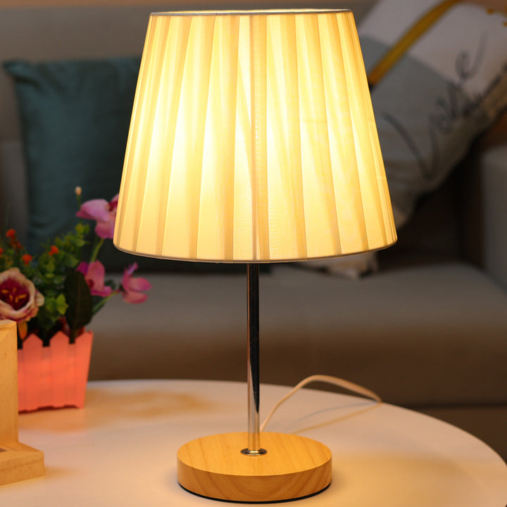 Moderne Einfachheit Stoff Rundschirm Massivholz 1-Licht Tischlampe für das Schlafzimmer 