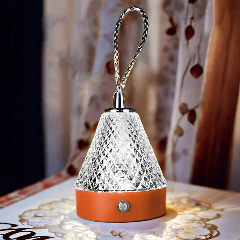 Lampe de table portable LED à chargement USB en acrylique conique et métal pour chambre à coucher 