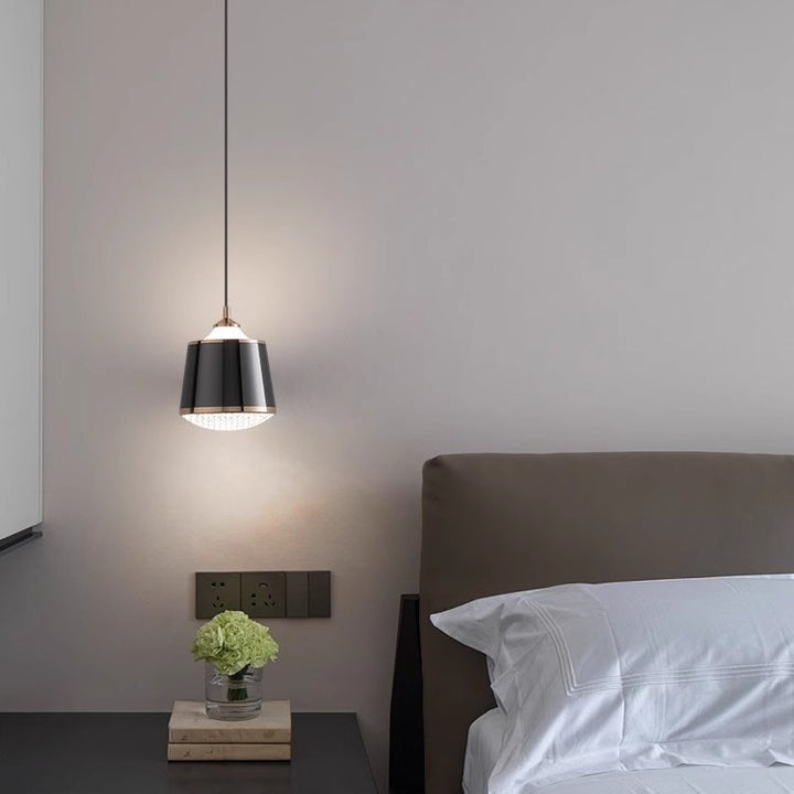 Lustre suspendu LED rond en fer acrylique nordique contemporain pour chambre à coucher 