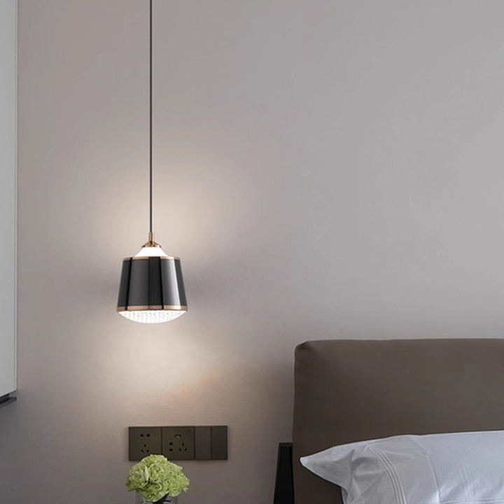 Lustre suspendu LED rond en fer acrylique nordique contemporain pour chambre à coucher 