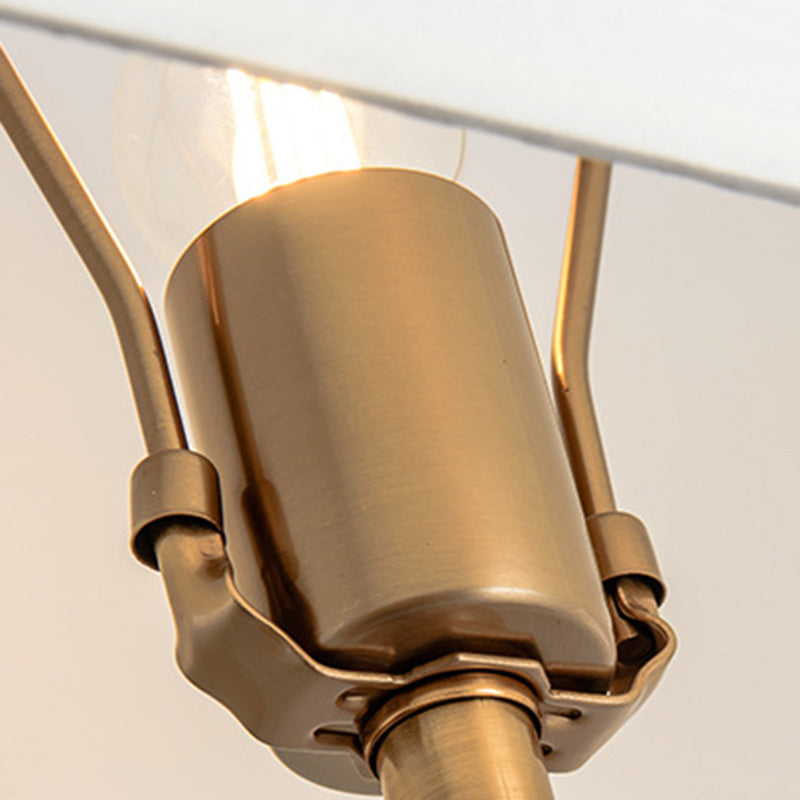 Pantalla cilíndrica de tela china tradicional de hierro acrílico con 1 luz para lámpara de mesa para dormitorio 