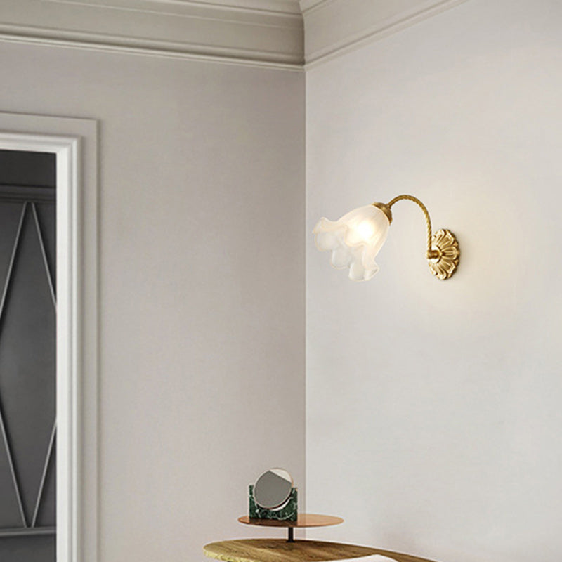 Traditional French Full Copper Flower Glass Shade 1-Light Wall Sconce Lamp For Bedroom