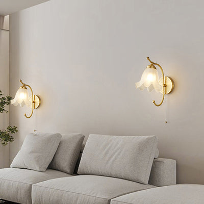 Traditional French Full Copper Flower Glass Shade 1-Light Wall Sconce Lamp For Bedroom