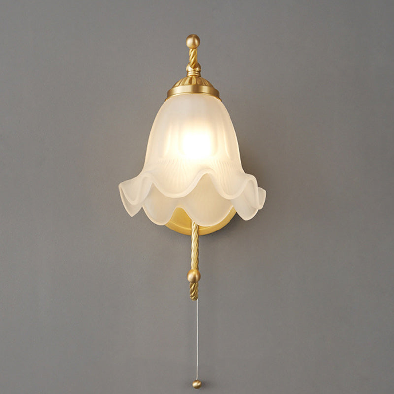 Traditional French Full Copper Flower Glass Shade 1-Light Wall Sconce Lamp For Bedroom