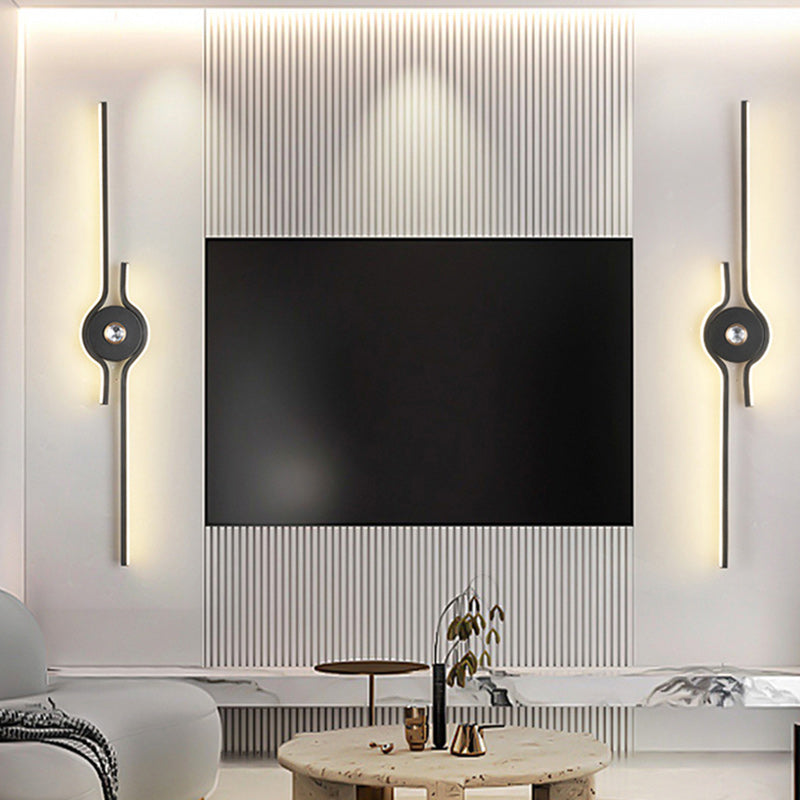 Moderne minimalistische Aluminium-Eisen-Langstreifen-LED-Wandleuchte für das Wohnzimmer 