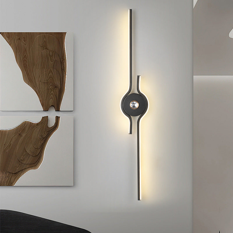 Moderne minimalistische Aluminium-Eisen-Langstreifen-LED-Wandleuchte für das Wohnzimmer 