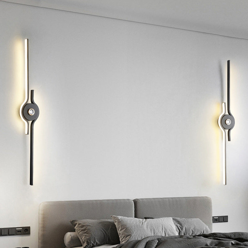 Moderne minimalistische Aluminium-Eisen-Langstreifen-LED-Wandleuchte für das Wohnzimmer 