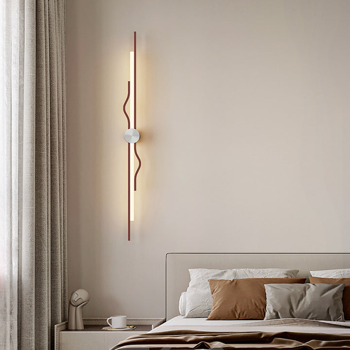 مصباح حائط LED من الحديد والأكريليك المموج بتصميم حديث وبسيط لغرفة المعيشة 