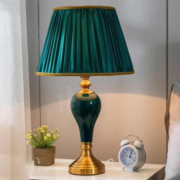 Traditional Chinese Fabric Round Shade Ceramic Vase Base 1-Light Table Lamp For Bedroom