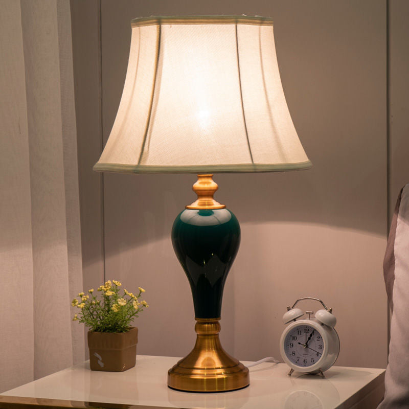 Traditional Chinese Fabric Round Shade Ceramic Vase Base 1-Light Table Lamp For Bedroom