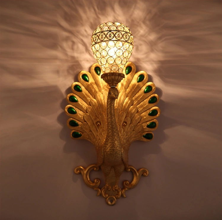 Applique murale 1 lumière avec abat-jour en boule de cristal sculpté en résine européenne traditionnelle pour salon 