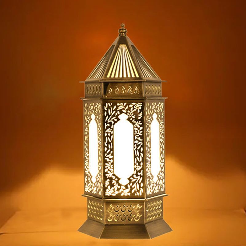 Traditional Chinese Hollow Carved Palace Zinc Alloy 1-Light Table Lamp For Bedroom