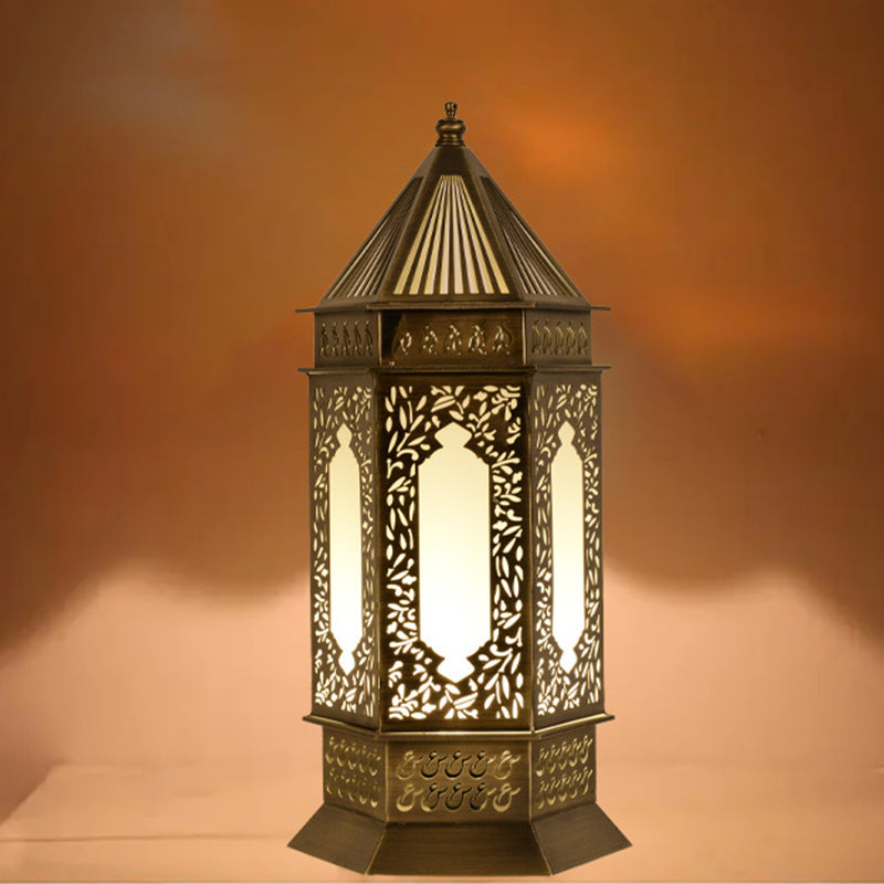 Traditional Chinese Hollow Carved Palace Zinc Alloy 1-Light Table Lamp For Bedroom