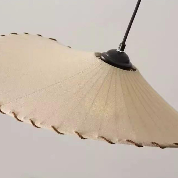 Conception de chapeau de paille à bord évasé en tissu de maison de campagne traditionnelle Fer Suspension 1 lumière pour salon 
