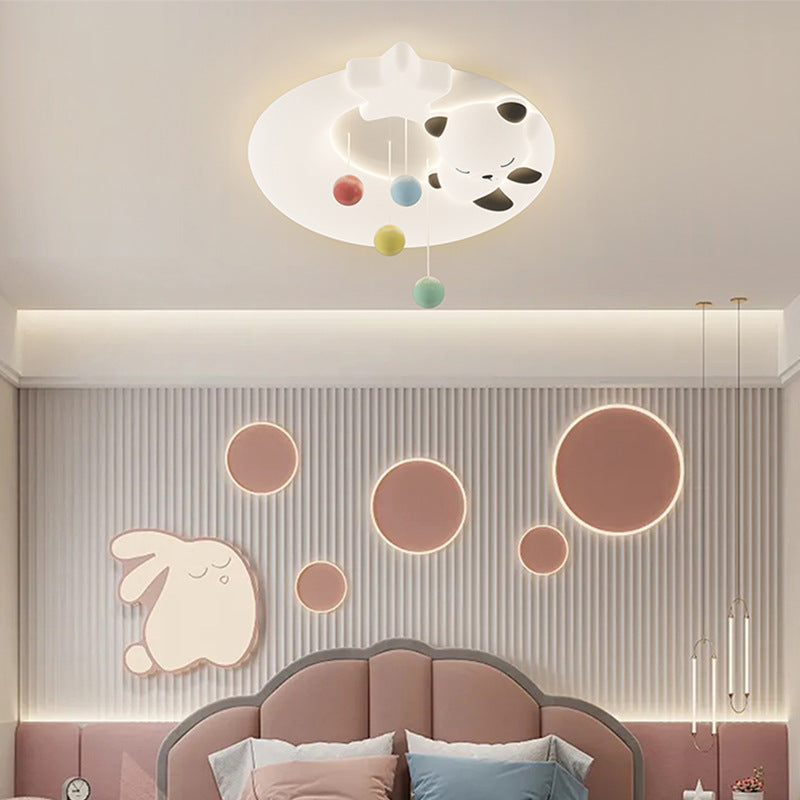 Luminaire de plafond LED à montage affleurant avec abat-jour rond en LLDPE pour salon, matériel Panda de dessin animé nordique contemporain 