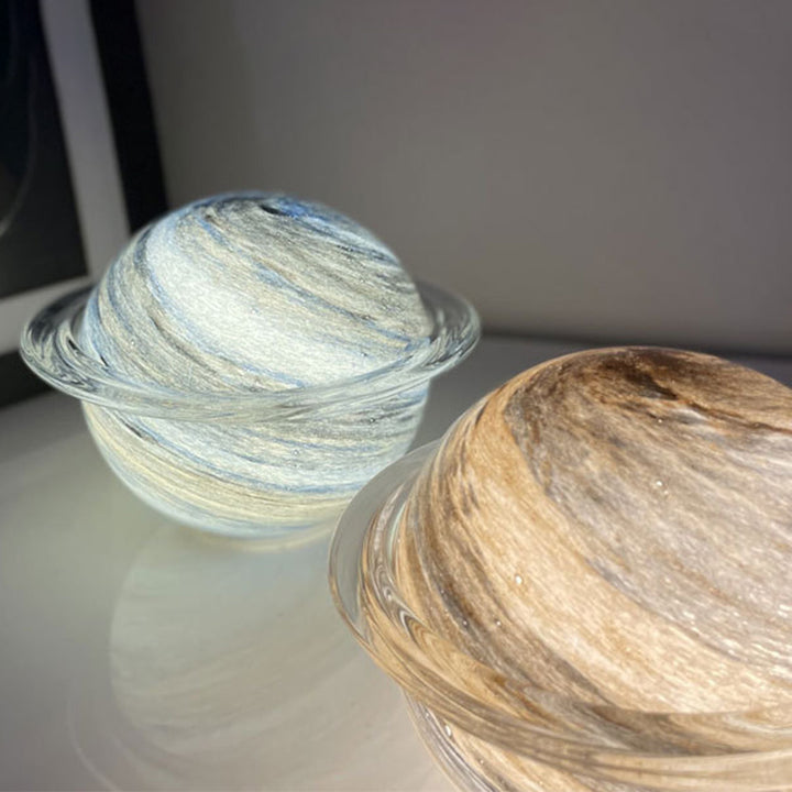 Lampe de table LED de nuit en verre créatif contemporain avec planète annelée pour chambre 