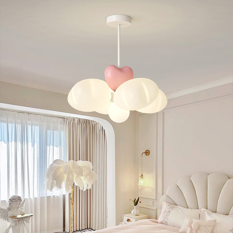 Contemporary Nordic Heart-Shaped Wings PE Iron LED Pendant Light For Living Room
