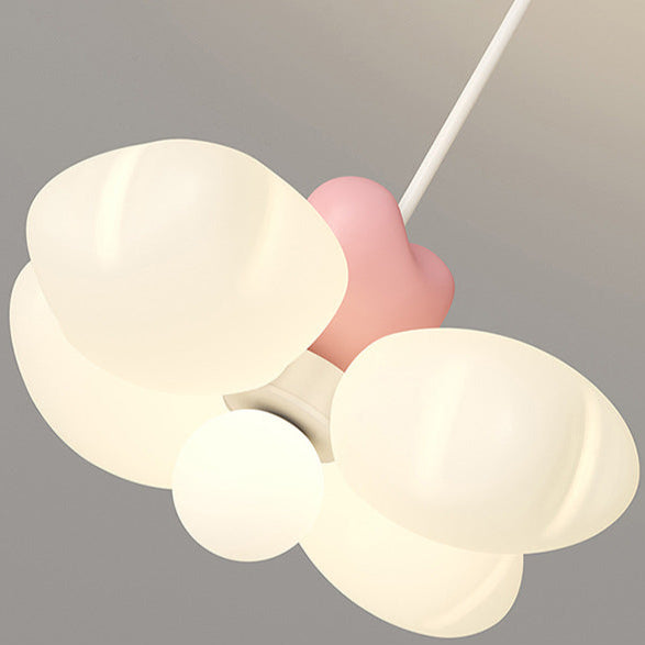 Contemporary Nordic Heart-Shaped Wings PE Iron LED Pendant Light For Living Room