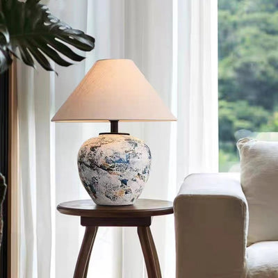Abat-jour effilé en tissu japonais traditionnel, lampe de table en céramique faite à la main à 1 lumière pour chambre 