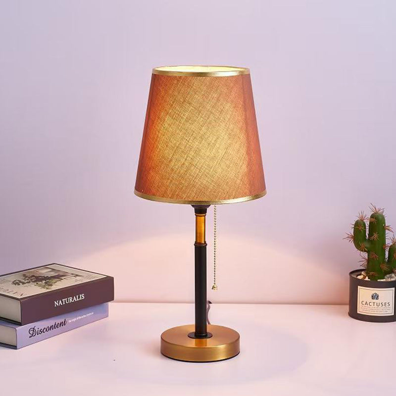 Lámpara de mesa de 1 luz con pantalla redonda de tela de simplicidad contemporánea para dormitorio 