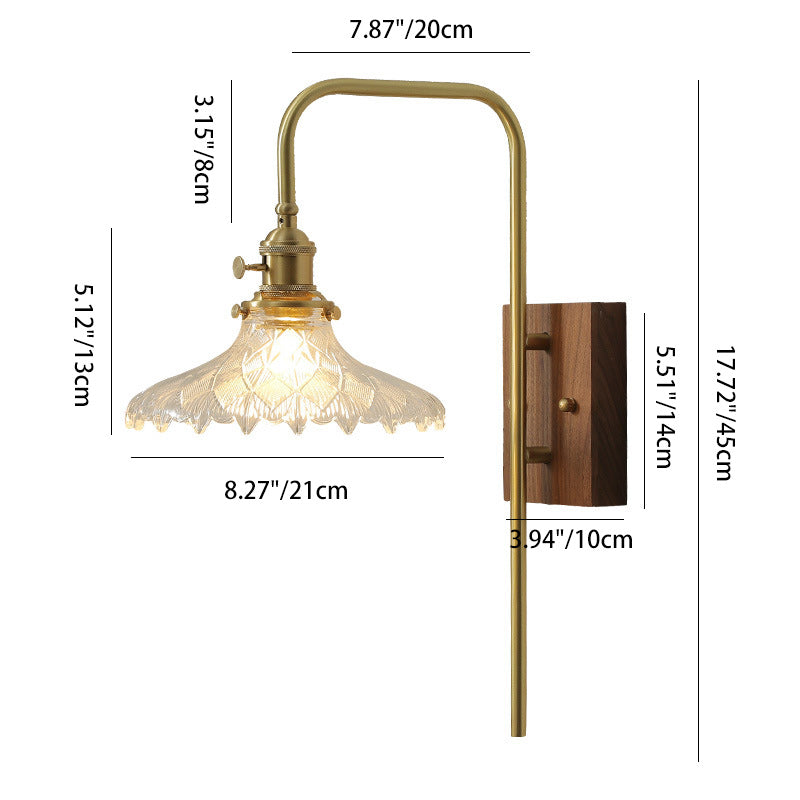 Traditionelle Vintage-Wandleuchte aus Walnussholz und Messing mit Blumen-Glasschirm, 1-flammig, für das Wohnzimmer 