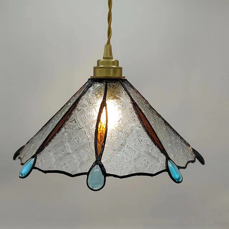 Traditionelle Tiffany-Hängelampe aus Messing mit konischem Buntglas-Schirm für Schlafzimmer 
