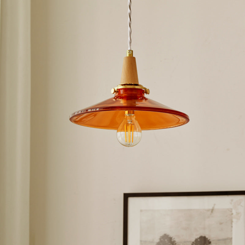 Traditionelle Vintage Pendelleuchte aus Messing, massivem Holz und Glas mit konischem Schirm, 1-flammig, für das Schlafzimmer 