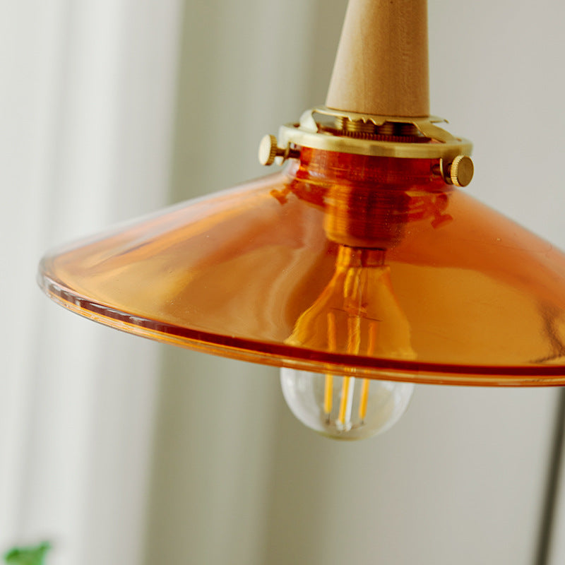 Traditionelle Vintage Pendelleuchte aus Messing, massivem Holz und Glas mit konischem Schirm, 1-flammig, für das Schlafzimmer 