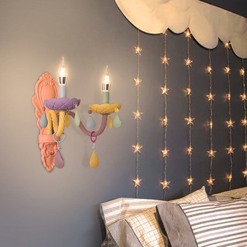 Zeitgenössische kreative Macaron-farbene Kerzenhalter Aluminium Glas 1/2-Licht Wandleuchte für Schlafzimmer 
